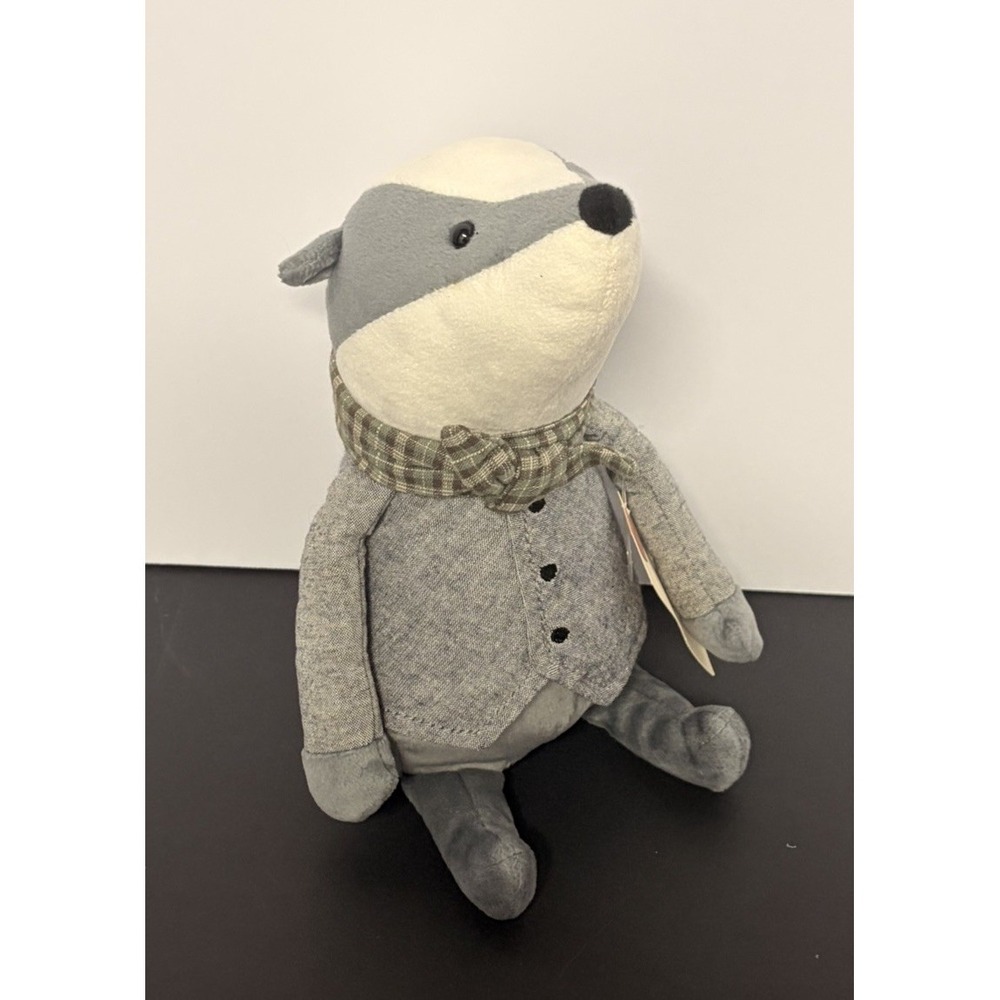 Jellycat Riverside Rambler Badger Retired NWT 8.5" Jacket Scarf Shelf Sitter